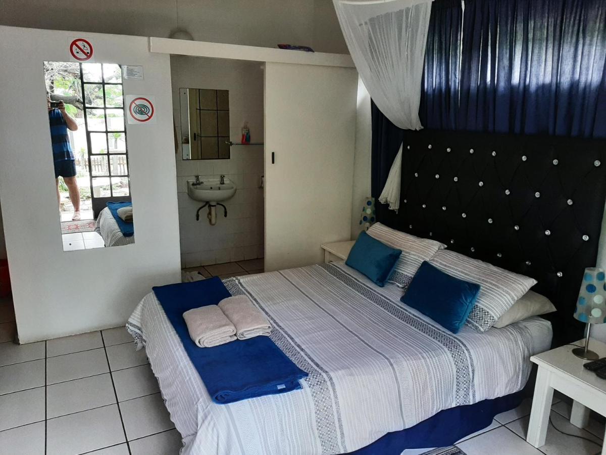 Elephant Walk Guesthouse And Back Packers Phalaborwa Ngoại thất bức ảnh