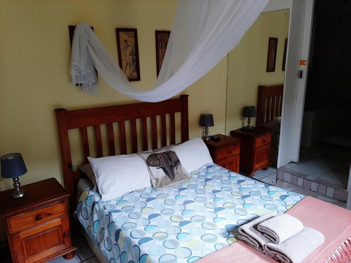 Elephant Walk Guesthouse And Back Packers Phalaborwa Ngoại thất bức ảnh