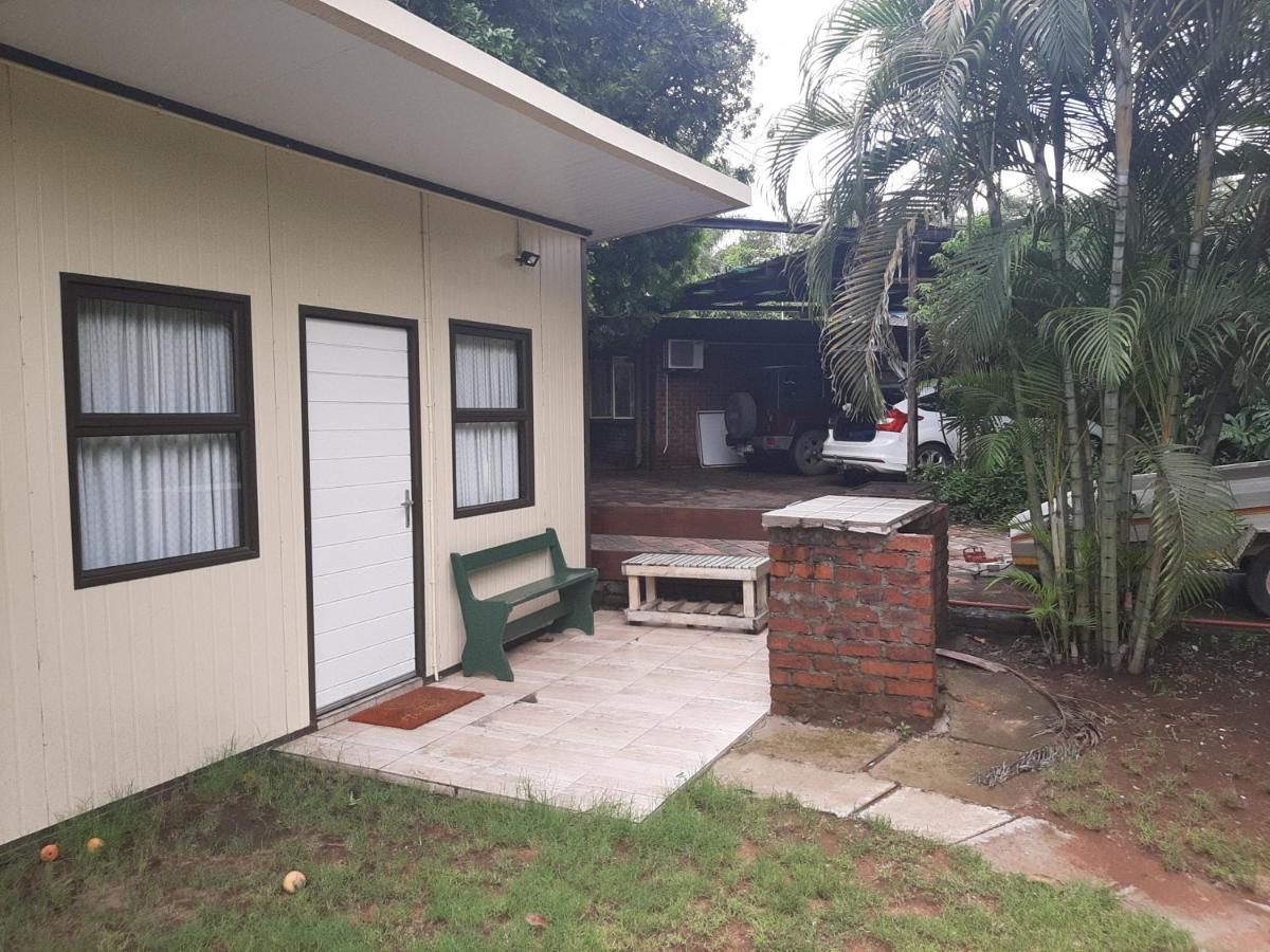 Elephant Walk Guesthouse And Back Packers Phalaborwa Ngoại thất bức ảnh